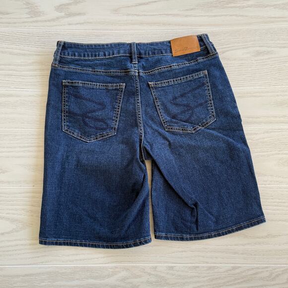 Seven7 Women’s Size 6 Dark Blue Relaxed Bermuda Shorts - Picture 2 of 7